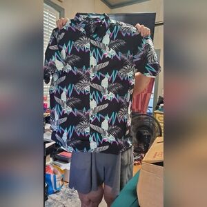 Colorful Graphic Short Sleeve Shirt With Birds